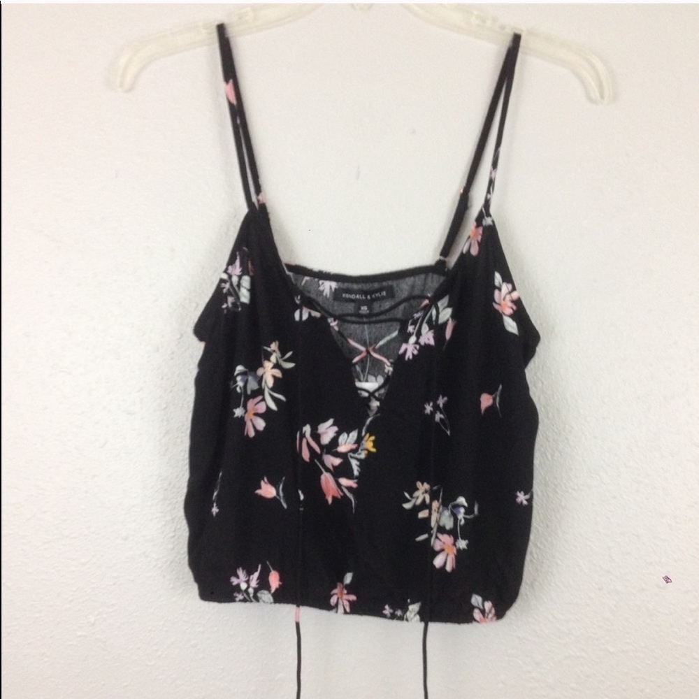 {Kendall & Kylie} Crop Top